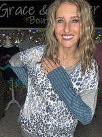 Load image into Gallery viewer, Blue Hues
